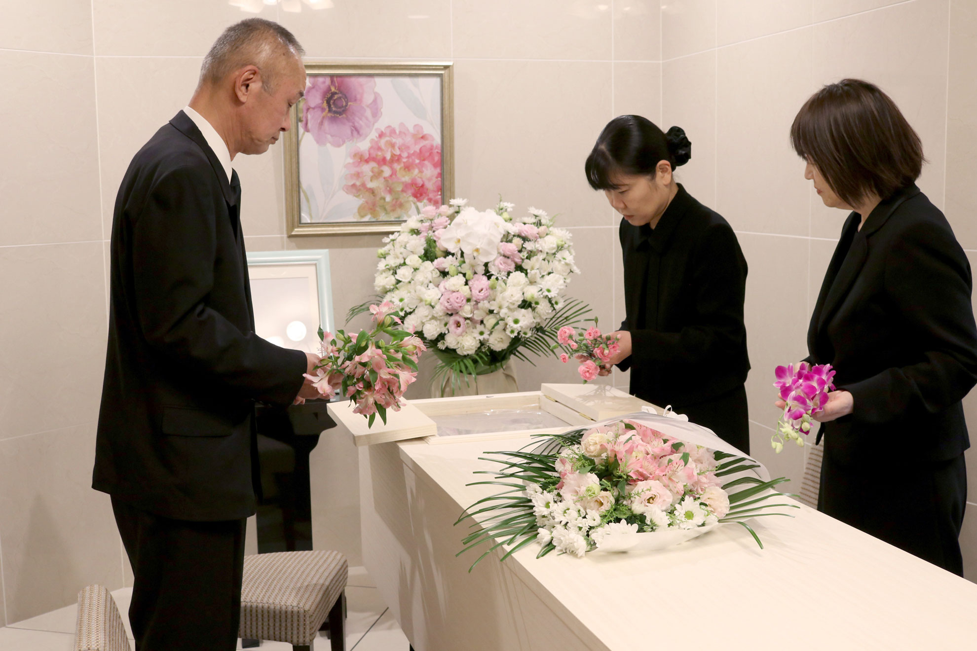 葬儀の板橋 ほうさい殿 公式サイト 横浜の葬儀式場奉斎殿をお探しなら 葬儀の板橋 奉斎殿 ほうさいでん